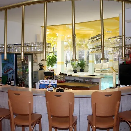 Szálloda Riviera 3*