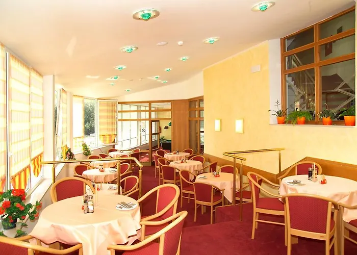 Hotel Riviera 3*